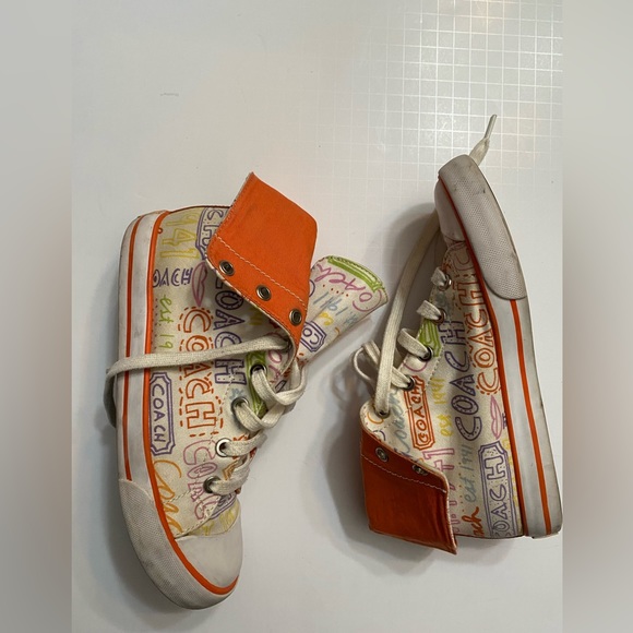 Coach womens all-over graffiti print hi-top/fold over, Bonney sneakers size 6B - Picture 3 of 12